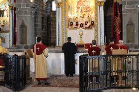 690x390cc-amd-28-04-2024-paskalya-kutlamasi-amed8