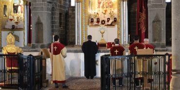 690x390cc-amd-28-04-2024-paskalya-kutlamasi-amed8