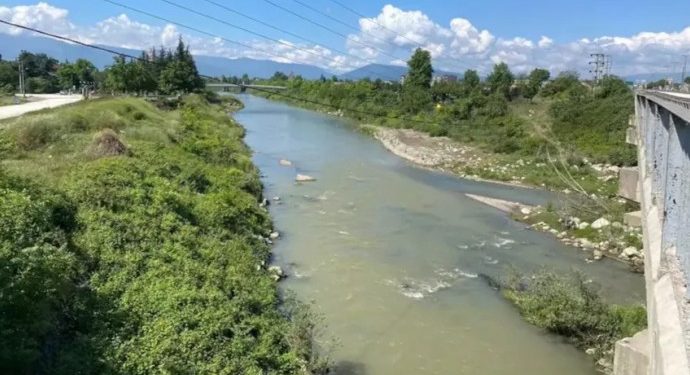 Melen Çayı’na kirli su döken belediyeye ceza