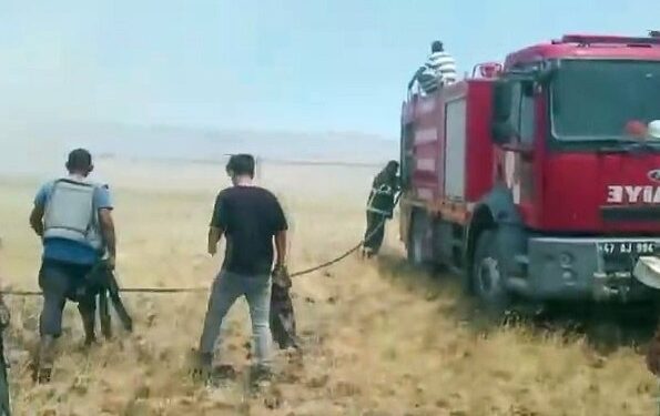 Mardin’de Nusaybin ve Artuklu’da çıkan yangınlar yerleşim yerlerine ilerliyor
