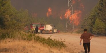 690x390cc-izm-19-07-2024-izmir-orman-yanginlari