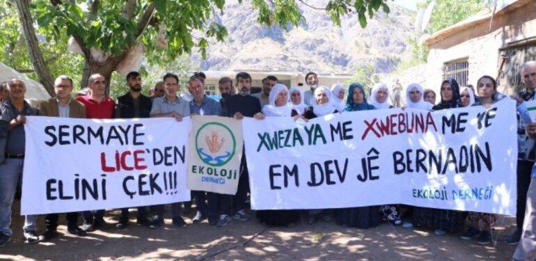 Lice’de maden protestosu : Halk göçe zorlanıyor