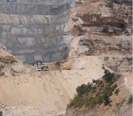 Texrîbata li Geliyê Godernê bênavber didome
