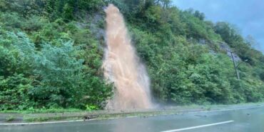 690x390cc-art-08-101-2024-saganak-yagis-su-baskini-veheyelana-neden-oldu