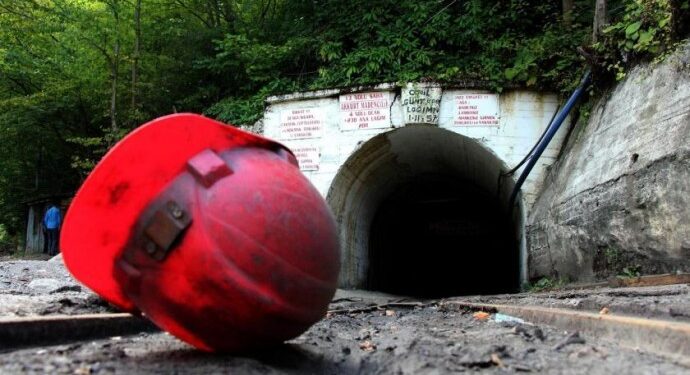 Soma maden ocağında göçük: 1 işçi yaşamını yitirdi