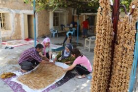 690x390cc-mrd-08-10-2024-merdinde-koyluler-uretime-devam-ediyor2