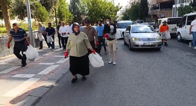 Gelê Xelfetîyê paqijîya bajarê xwe dike