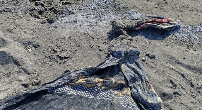 Kabaiş’in başörtüsü Van Gölü kıyısında bulundu