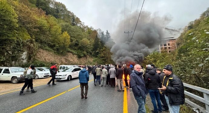 Çaykara’da HES’e karşı nöbet sürüyor
