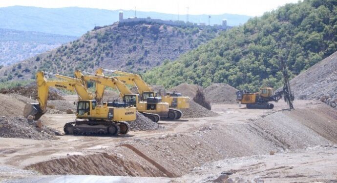 ‘Maden dibin sedema pirsgirêkên tenduristiyê’