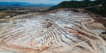 konutlara-135-metre-uzaklikta-bakanlik-orman-ve-tarim-alanlarinda-mermer-ocagina-onay-verdi-8u7z