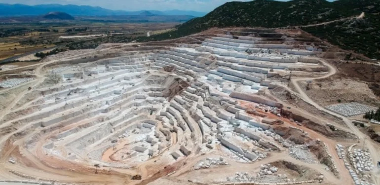 Bakanlık orman ve tarım alanlarında mermer ocağına onay verdi