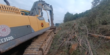 690x390cc-izm-17-02-2025-tire-cayirli-koylu-agac-kesimi-basladi2