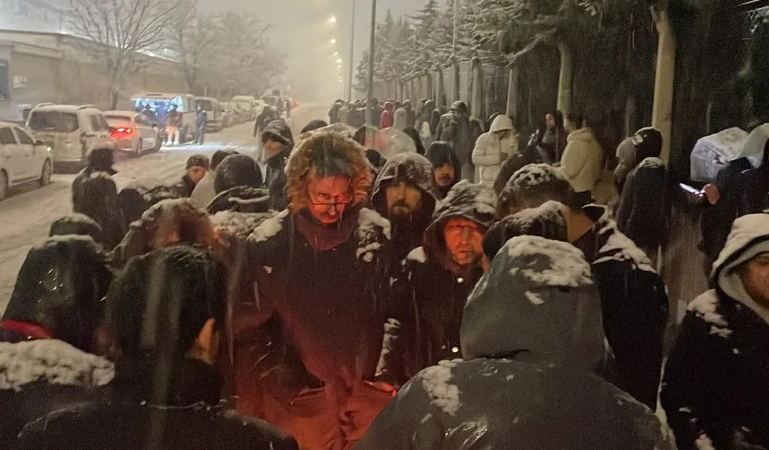 Antep’te 2 bin işçi grevde: Sefalet zammını kabul etmiyoruz