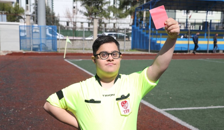 Siirt’te down sendromlu çocuklar hakem oldu