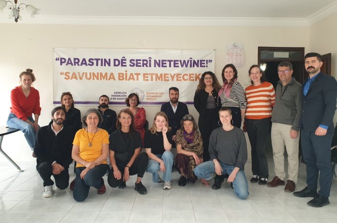 IPPNW Heyeti ÖHD Diyarbakır şubesini ziyaret etti 