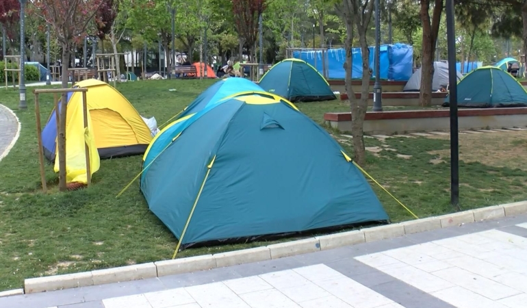 Depremin ardından çadır fiyatları uçtu