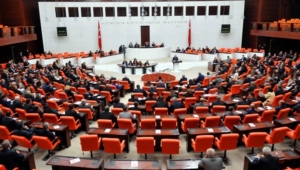 690x390cc-ank-sezai-temelli-gulistan-kilic-deprem-arastirma-onergesi