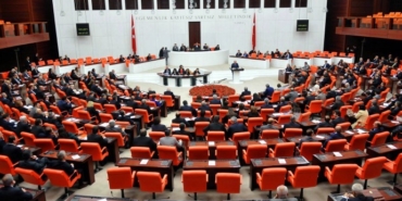 690x390cc-ank-sezai-temelli-gulistan-kilic-deprem-arastirma-onergesi