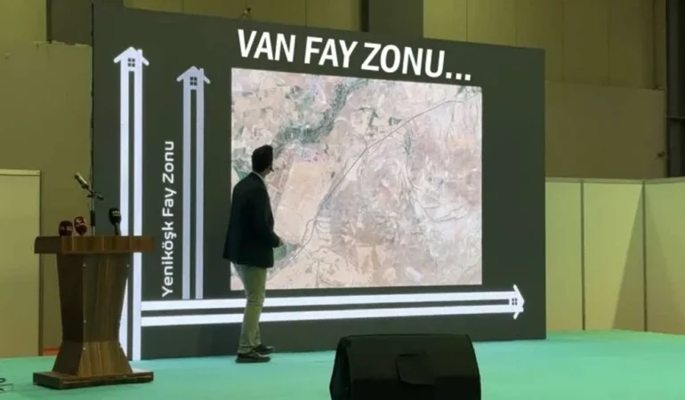 Van’da Deprem Gerçeği: Fay Hattı Üzerine Okul ve Villa İnşa Edildi!